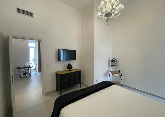 Palazzo Boccapianola Bari